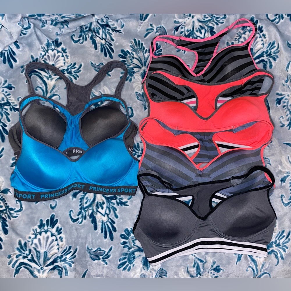 6 multi colored sports bras size 36C like new condition